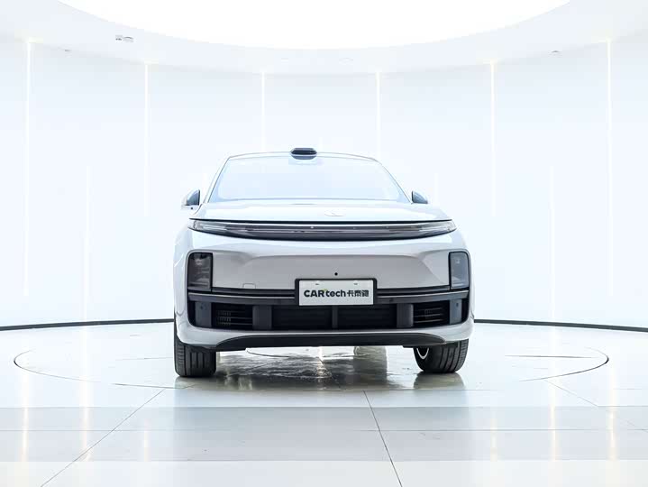 Фото 1 - LiXiang L7