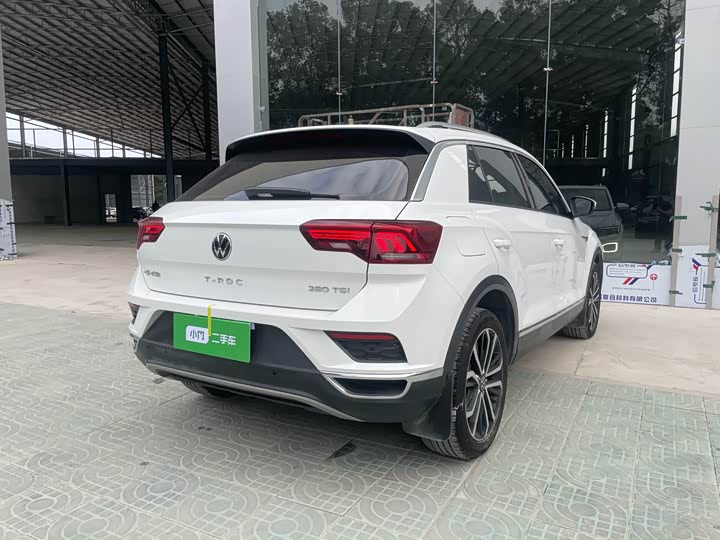 Фото 5 - Volkswagen T-Roc