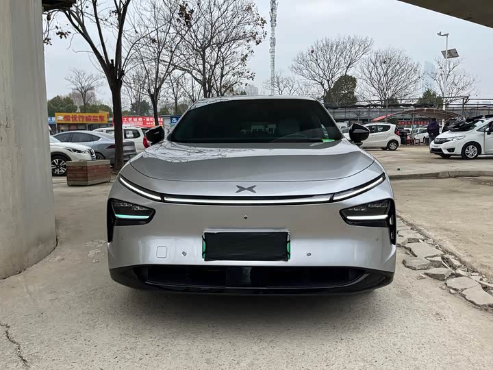 Фото 2 - XPeng G7