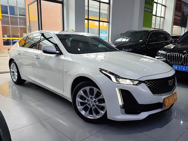 Фото 2 - Cadillac CT5