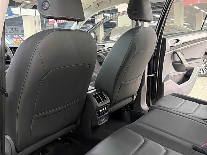 Фото 6 - Volkswagen Tharu