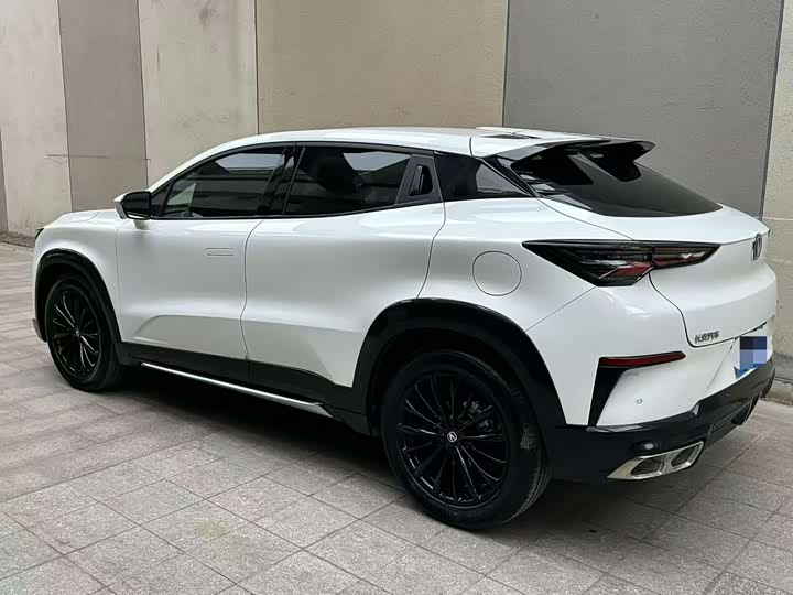 Фото 3 - Changan UNI-T