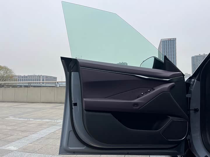 Фото 8 - XPeng P7