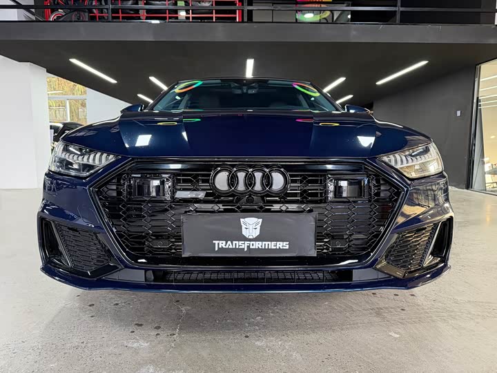 Фото 2 - Audi A7L