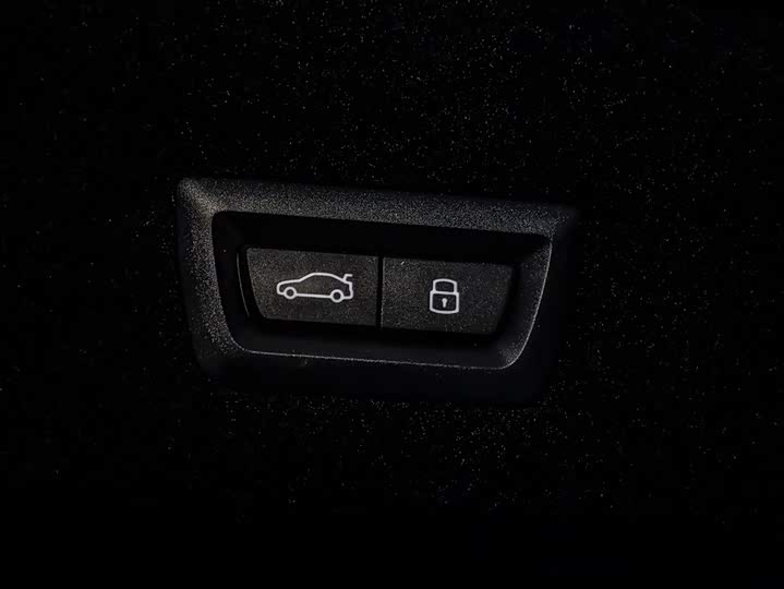 Фото 8 - BMW 7 Series