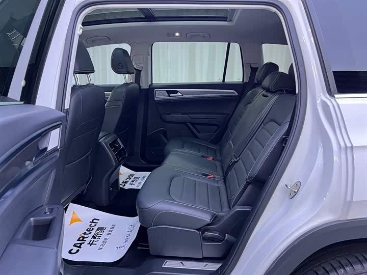 Фото 8 - Volkswagen Teramont Pro