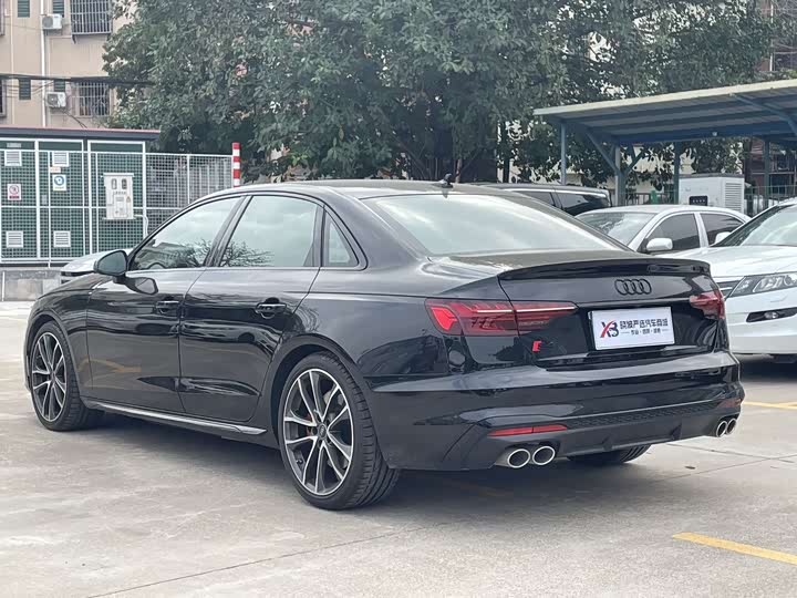 Фото 6 - Audi S4