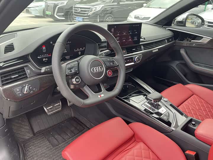 Фото 9 - Audi S4