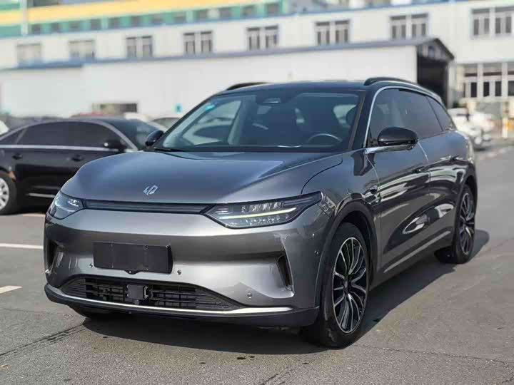 Фото 1 - Leapmotor C11