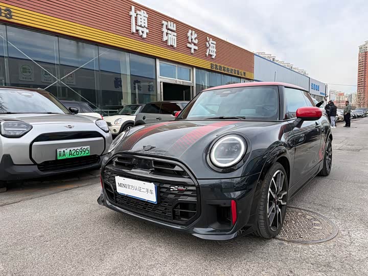 Фото 1 - Mini Mini JCW