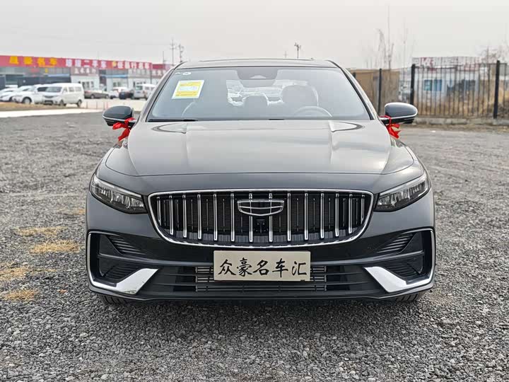 Фото 2 - Geely Preface