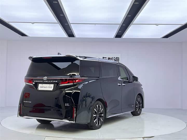 Фото 4 - Toyota Vellfire