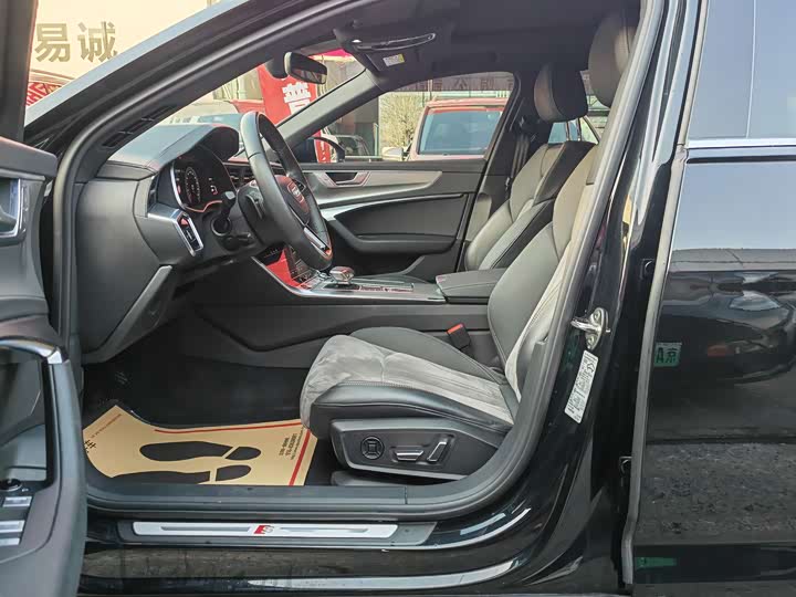 Фото 3 - Audi A6L