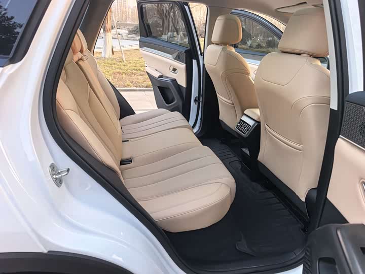 Фото 9 - BYD Song Pro Hybrid