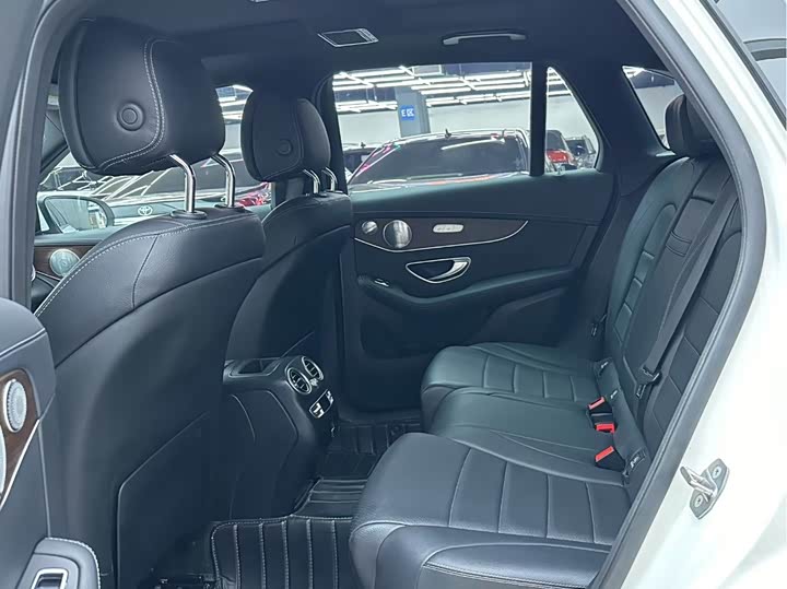 Фото 6 - Mercedes-Benz GLC-Class