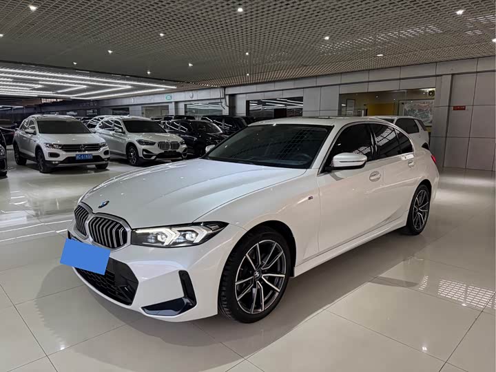 Photo 1 - BMW 3 Series