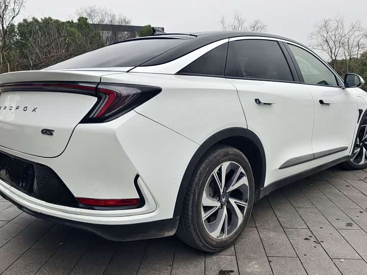 Фото 6 - BAIC Arcfox Alpha S