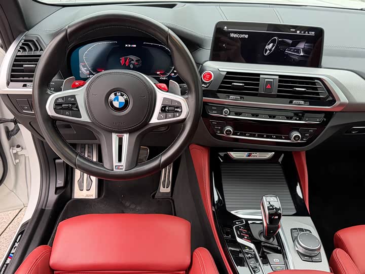 Фото 9 - BMW X3 M