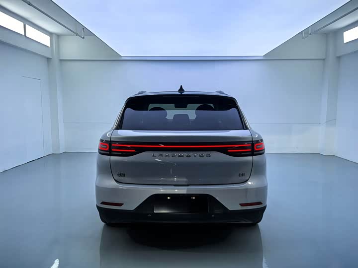 Фото 8 - Leapmotor C11