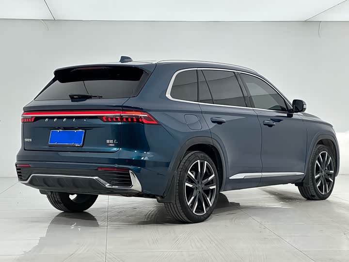 Фото 7 - Geely Monjaro