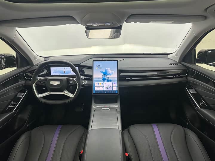 Фото 3 - Geely Preface L