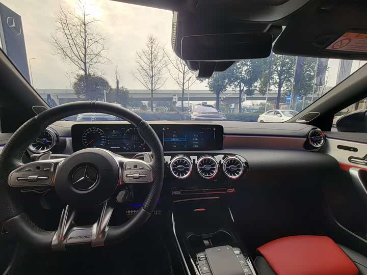 Фото 6 - Mercedes-Benz CLA-Class AMG