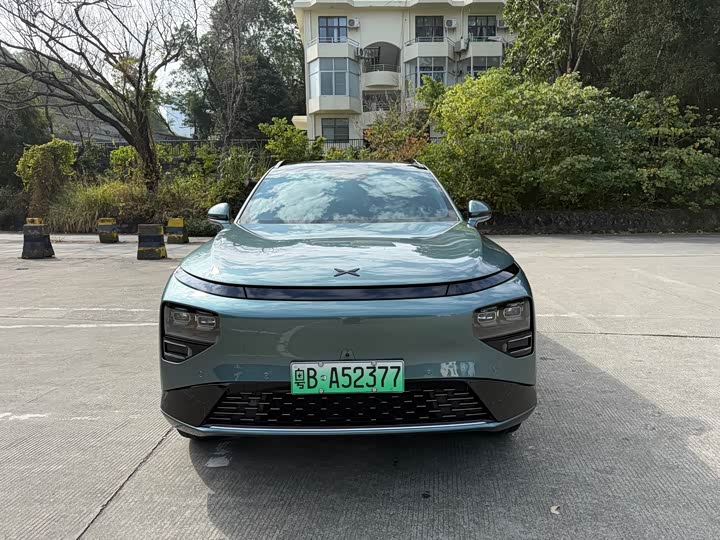 Фото 2 - XPeng G9