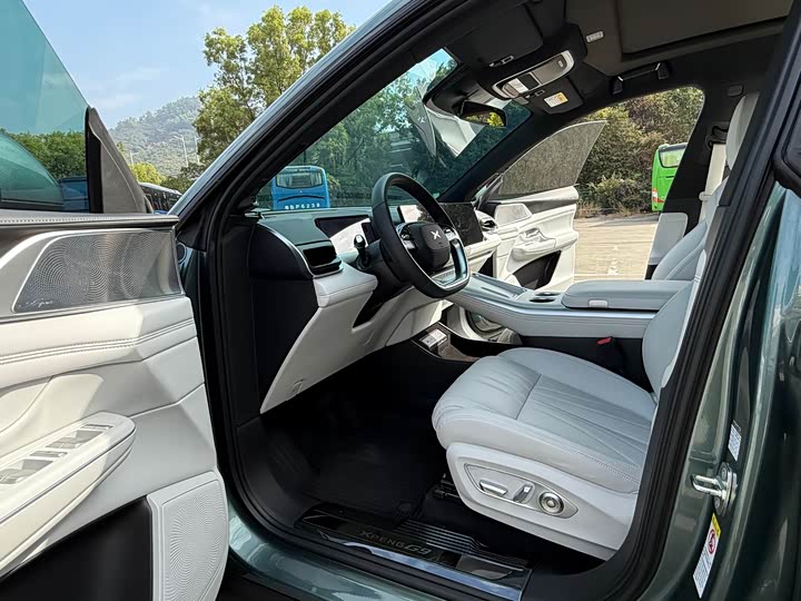 Фото 4 - XPeng G9