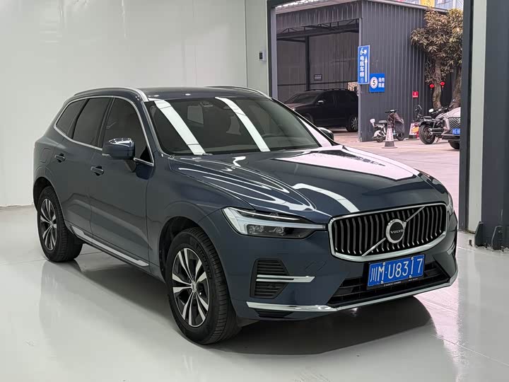 Фото 2 - Volvo XC60