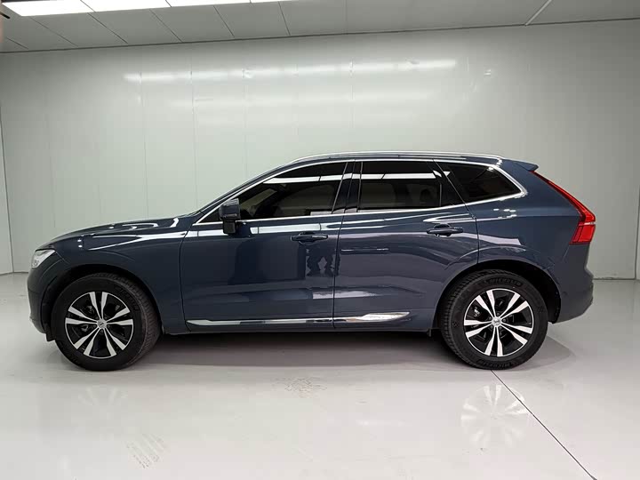 Фото 5 - Volvo XC60