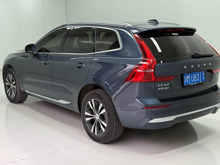 Фото 7 - Volvo XC60