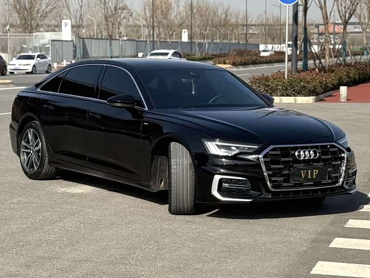 Photo 3 - Audi A6L