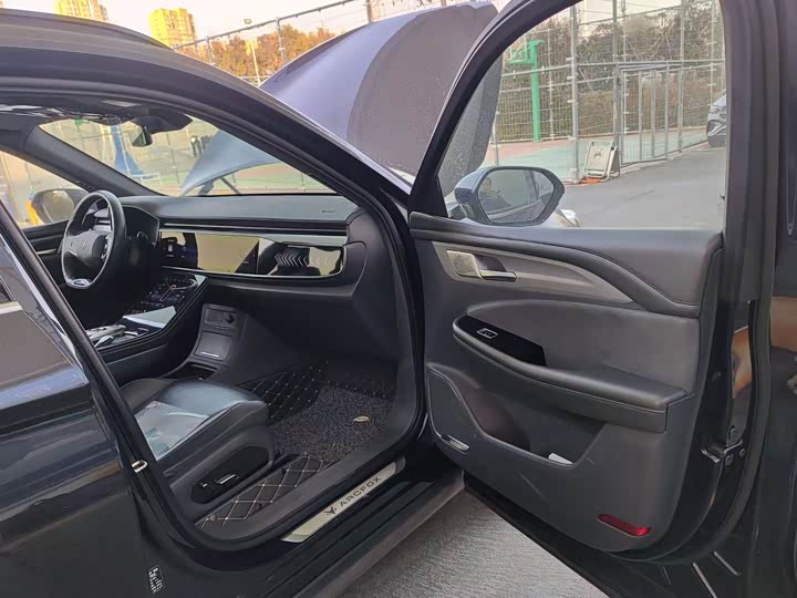 Фото 6 - BAIC Arcfox Alpha T