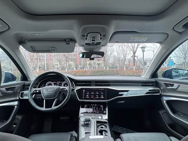 Фото 6 - Audi A6L