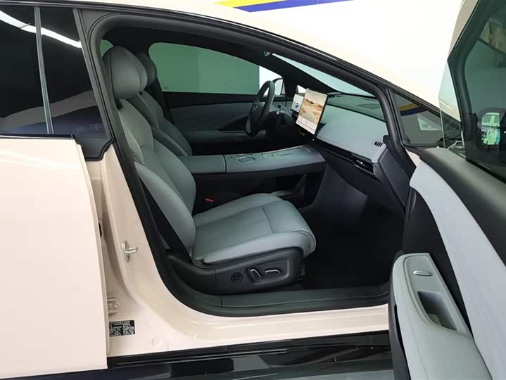 Фото 8 - Nissan N7