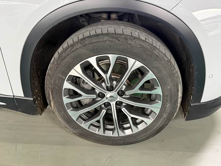 Фото 4 - Nio ES6