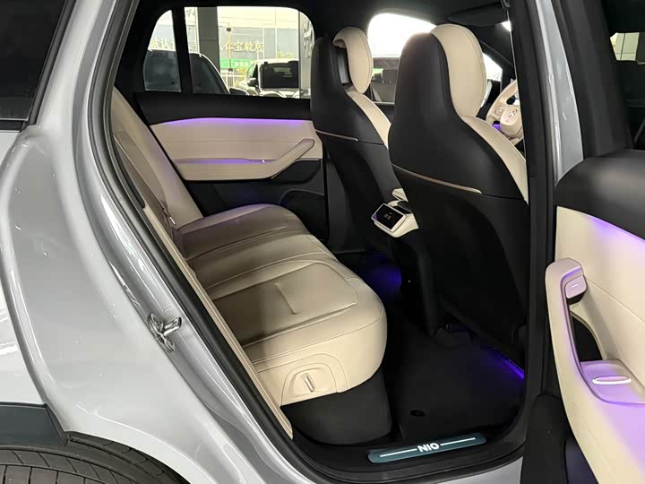 Фото 6 - Nio ES6