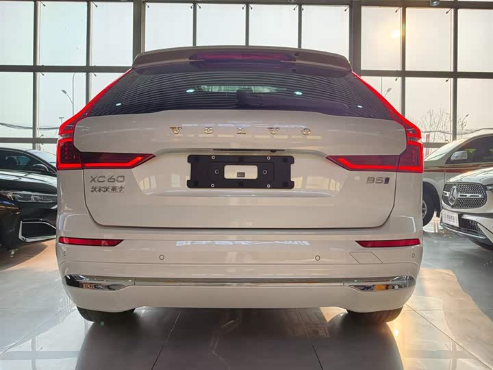 Фото 5 - Volvo XC60