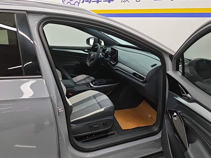 Фото 8 - Volkswagen ID.4 Crozz