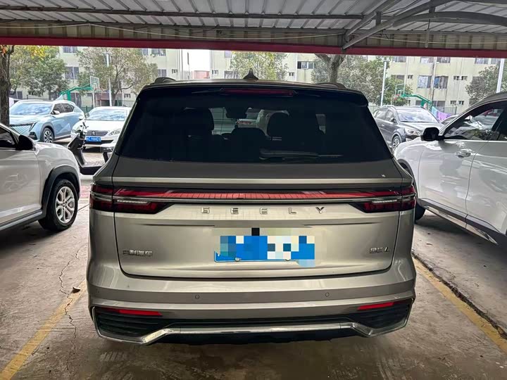 Фото 4 - Geely Monjaro