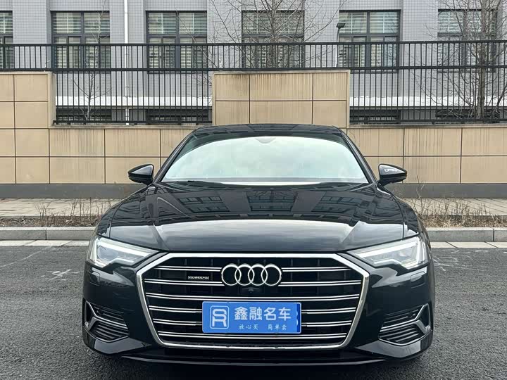 Фото 2 - Audi A6L