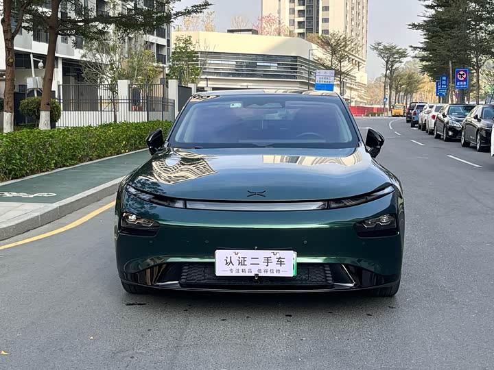 Фото 2 - XPeng P7