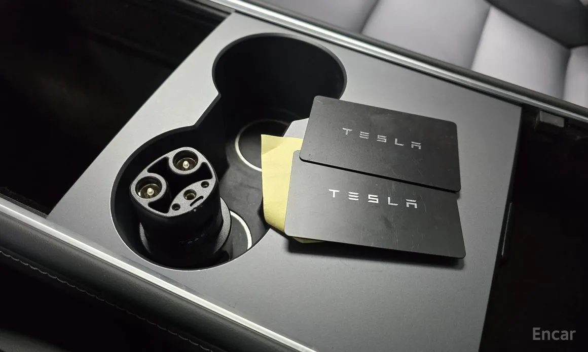 Фото 18 - Tesla Model Y