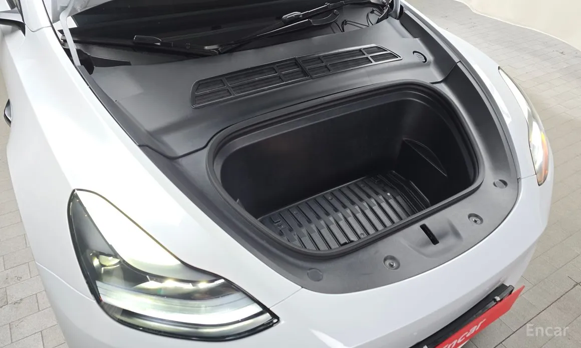 Фото 6 - Tesla Model Y