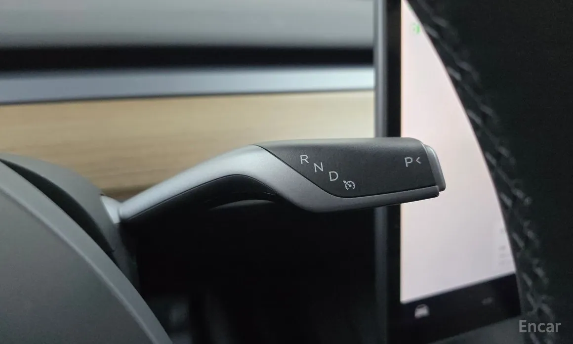 Фото 9 - Tesla Model Y