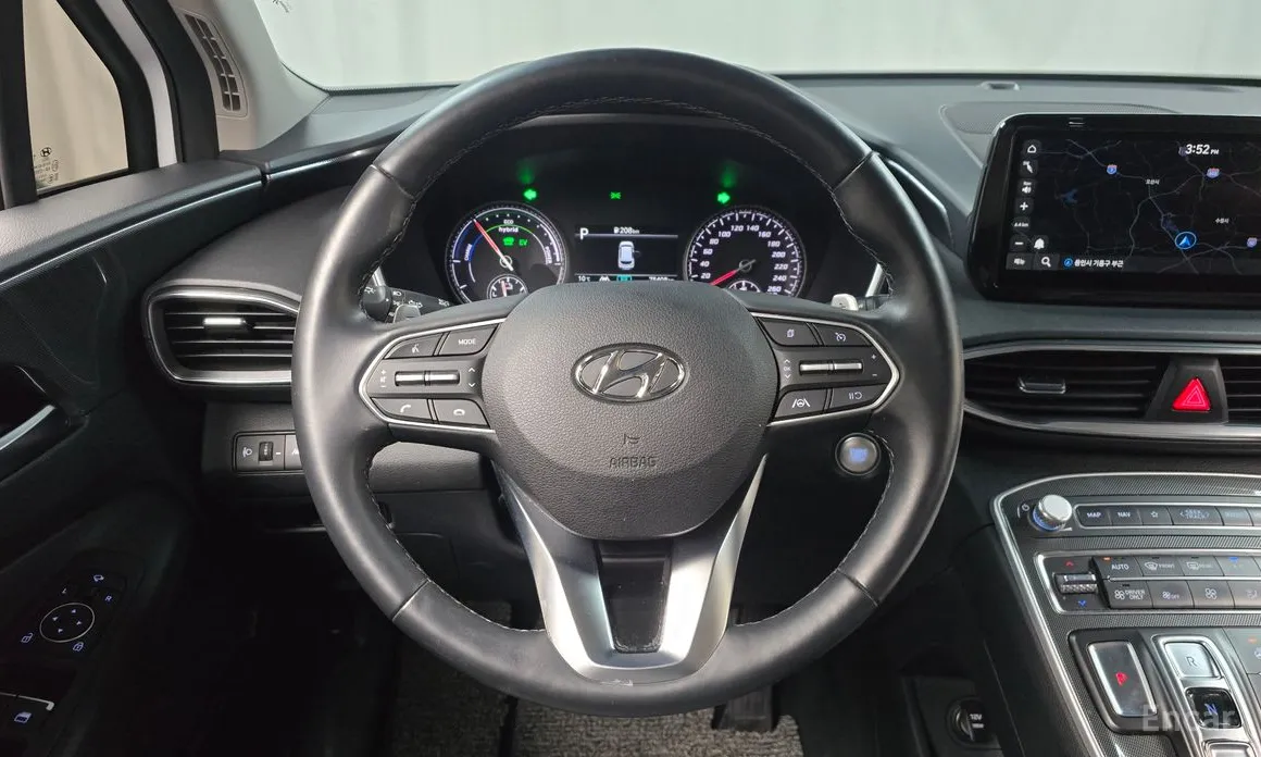 Фото 13 - Hyundai Santa Fe