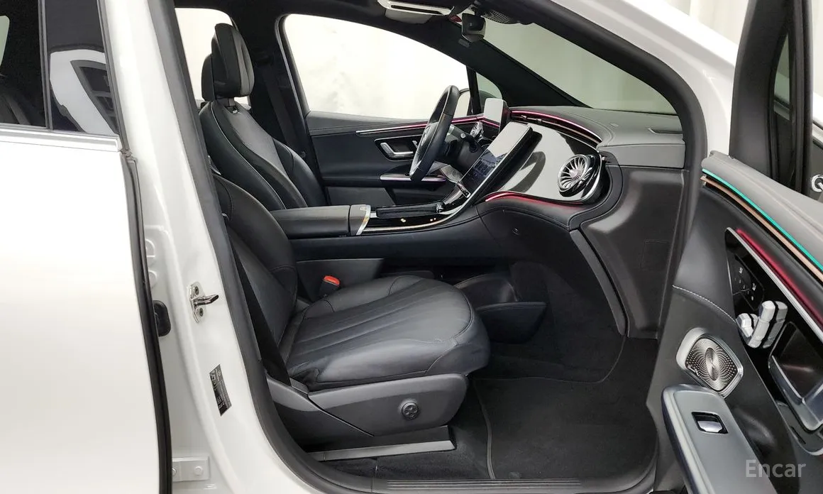 Фото 11 - Mercedes-Benz EQE