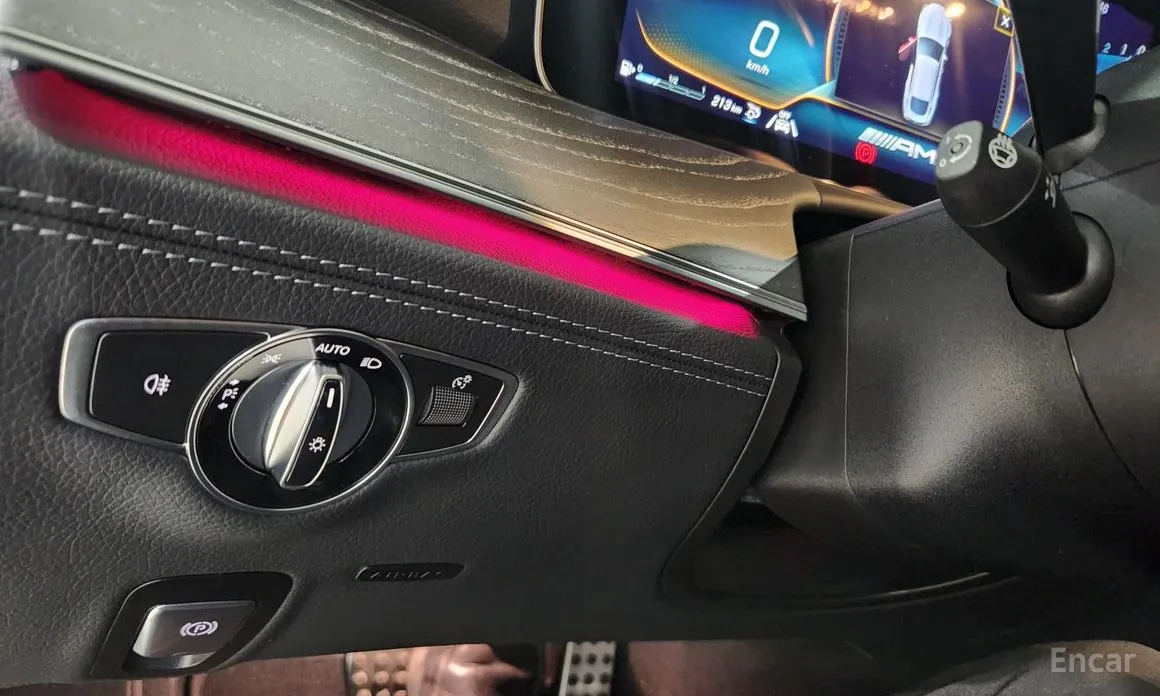 Фото 11 - Mercedes-Benz AMG GT