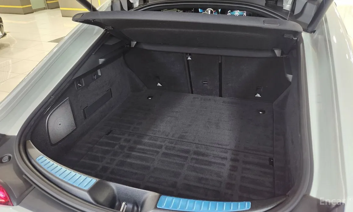 Фото 17 - Mercedes-Benz AMG GT