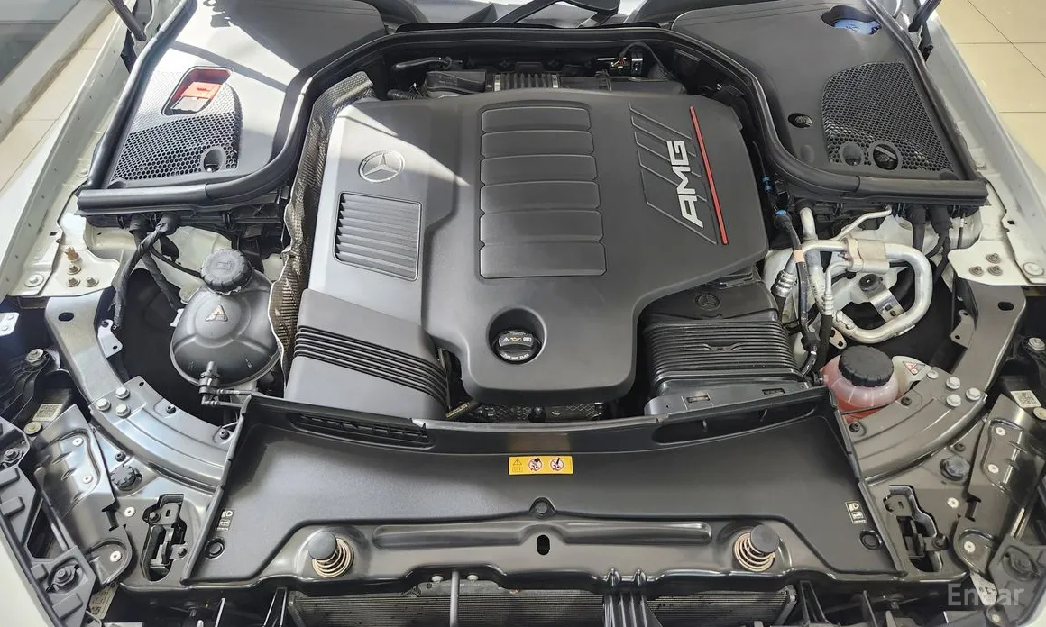 Фото 19 - Mercedes-Benz AMG GT